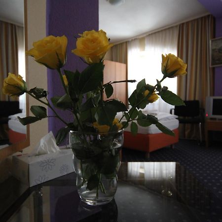 Carlton Hotel Frankfurt am Main Bagian luar foto