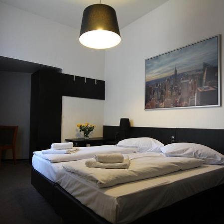 Carlton Hotel Frankfurt am Main Bagian luar foto