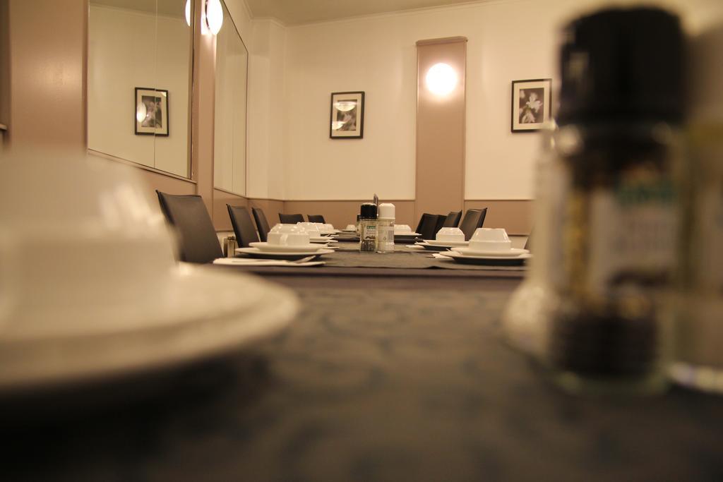 Carlton Hotel Frankfurt am Main Bagian luar foto