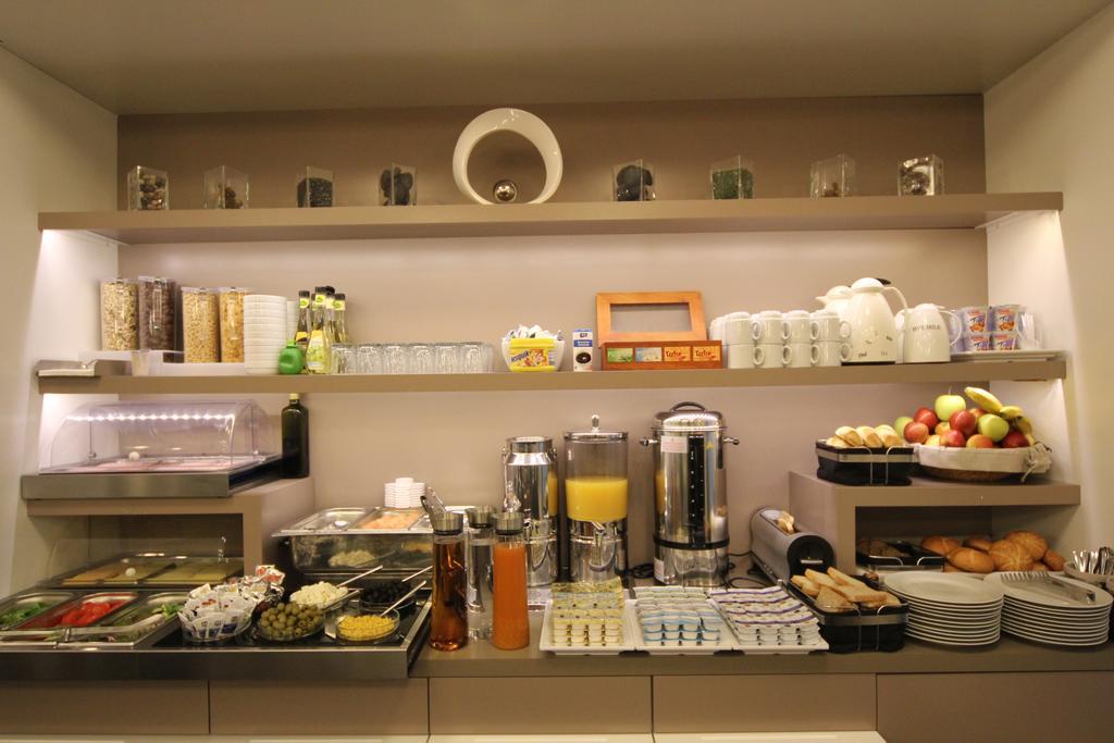 Carlton Hotel Frankfurt am Main Bagian luar foto