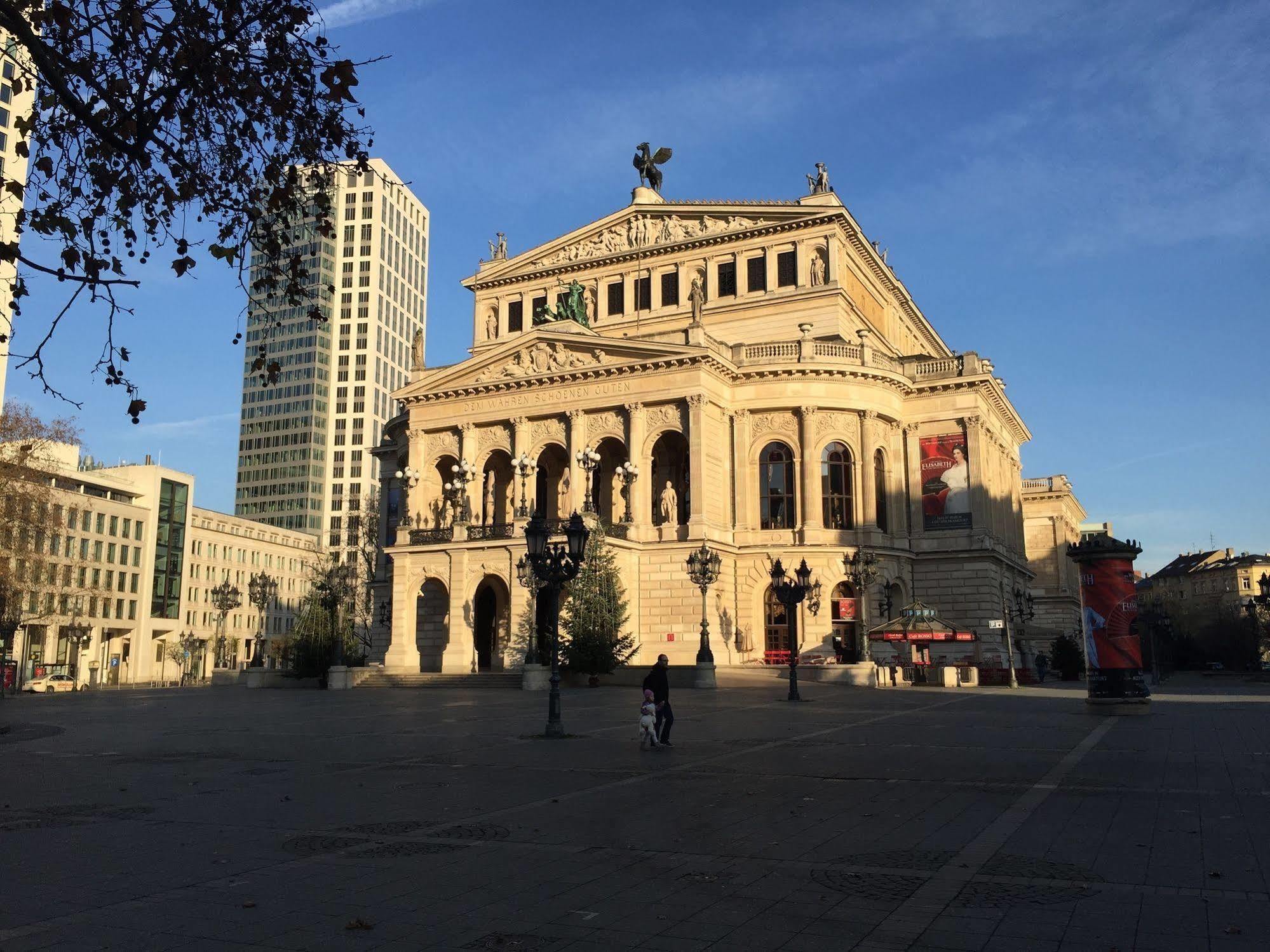 Carlton Hotel Frankfurt am Main Bagian luar foto